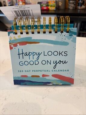 Happy Looks Good On You Perpetual Desk Calendar - Blue Multi